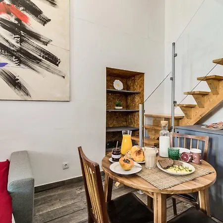 Santa Joana Panteao Apartment *